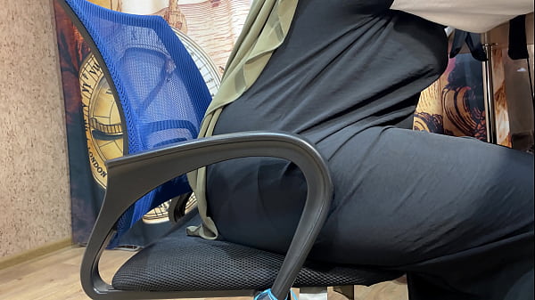 Perempuan Arab Berhijab Colmek Pakai Celana Dalam Sambil Kerja, Bikin Panas.