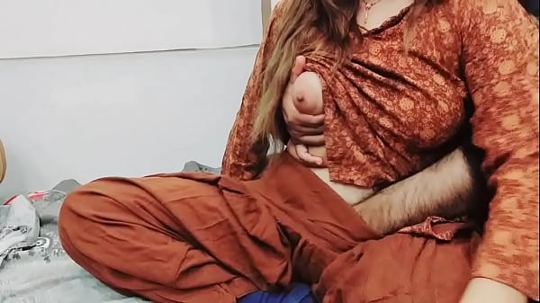 Ibu Tiri Pakistan Nungging Dikocok Suami Cuckold Sambil Potong Sayur, Suara Hindi Panas Bikin Makin Liar.
