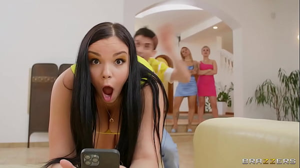 Pukul Pantat, Sentuh Memek Ganda – Unduh Lengkap Di Brazzers