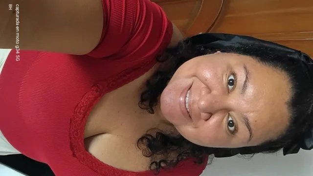 Very Slutty German Mommy Tina, Fucked By Huge Black Cock And Deep Throat Man Uses The Old System Of Picking Up Girls In His