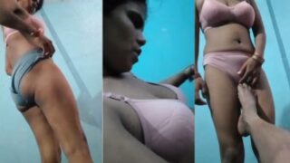 Desi Cewek Bugil Pamerin Tubuhnya Ke Si Devar Mesum