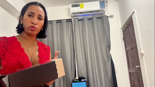 Ibu Tiri Montok Leyne Rodriguez Ngehe Dan Digenjot Anak Tiri Yang Horny