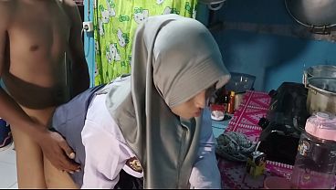 Ngentot Adik Ipar Yang Lagi Nunggu Suami Pulang, Bikin Nafsu Makin Naik.