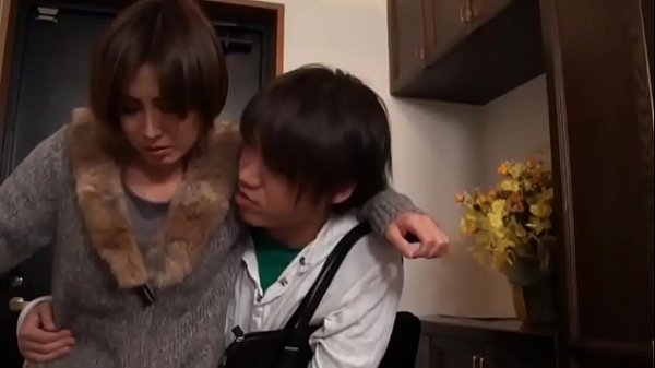 Hot Cewek Jepang Ibu Tiri Ngewe Anak Muda