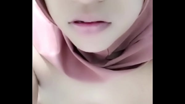 Vc-an Sama Selingkuhan Sambil Suami Lagi Ngilang, Makin Enak Nih.