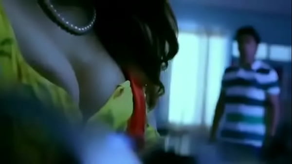 Bikin Makin Panas, Desi Bhabhi Romansa Penuh Nafsu Menggoda.