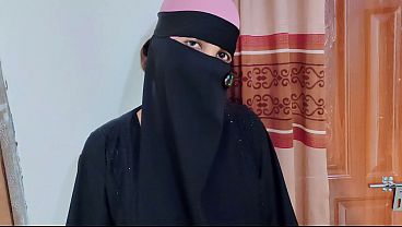 Hijab Pelacur Jasmine Digorok Kontol Orang Asing Keras Banget