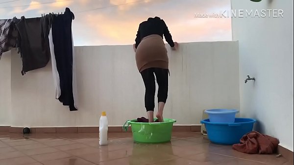 Hijab, Pantat, Kaki, Semua Bikin Ngilu.
