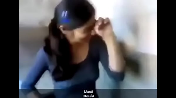 Desi Cewek Sange Lepas Baju, Goyang Hot Bikin Makin Pengen