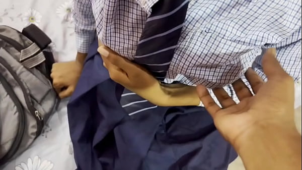 Desi Cewek Sekolah Perawan, Ngewe Brutal Berbagai Gaya Sama Doi Di Rumah (audio Hindi)