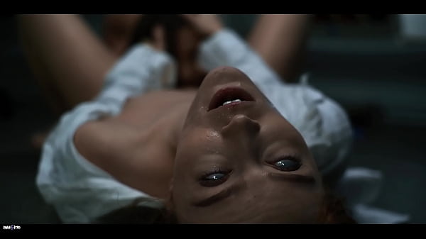 Alien Parasit Pengendali Pikiran Lagi Ngejajah Cewek-cewek Seksi Yang Siap Digoyang.
