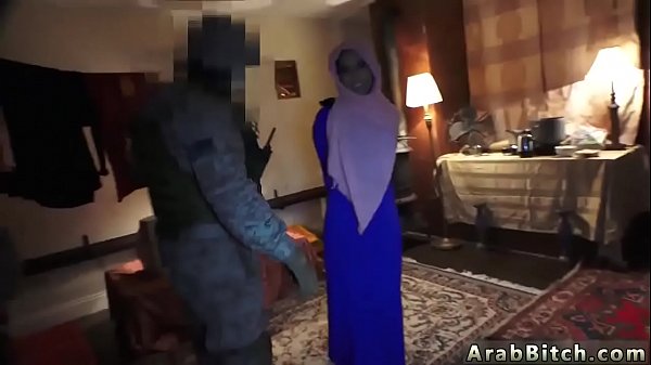 Bangsat Arab Ngewe Cewek China Buntut Babi, Cewek Lokal Kerja Keras.