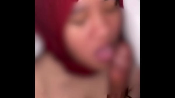 Bokep Indo Ngentot Memek Sempit Kontol Gede Jilbab Merah Bikin Basah