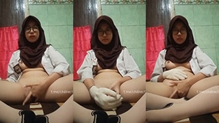 Abg Sma Yuva Pake Seragam, Minta Dijilat Memek Sempit, Crot Di Dalem.