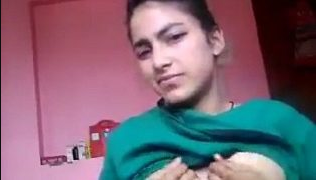 Desi Pacar Bugil Colmek Sendiri Video Mms