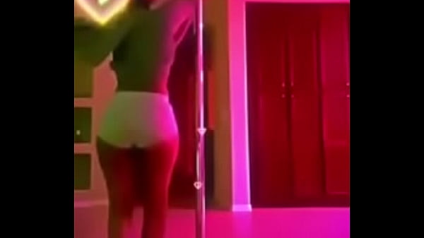 Desi Goyang Tiang, Bikin Makin Greget