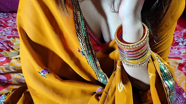 Bhabhi India Sama Devar Pertama Kali Main Bareng, Pake Omongan Kotor Hindi Bikin Makin Panas