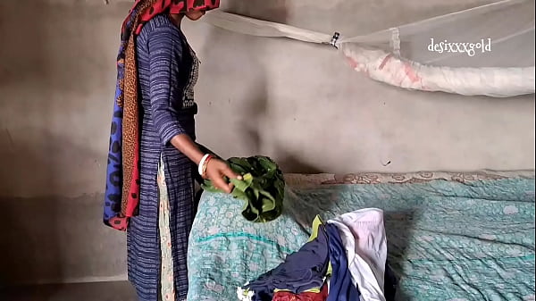 Devar Bhabhi Ko Kamaai Karwate Hue, Uski Choot Mein Cream Dal Ke Choda, Real Roleplay Sex Video Hindi Audio Mein
