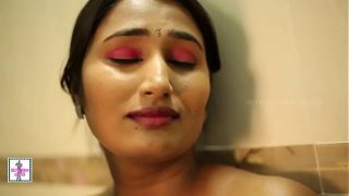 Cewek India Mandi Mesum – Video Mms Bocor