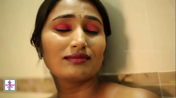 Cewek India Mandi Mesum – Video Mms Bocor