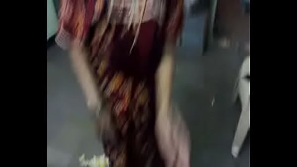 Cewek India Nakal Lagi, Bikin Mendingin