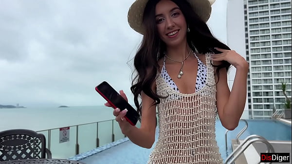 Bule Spanyol Cantik Blanca Ngidam Kontol Putih Rusia Pas Liburan, Siap Digocok Habis-habisan
