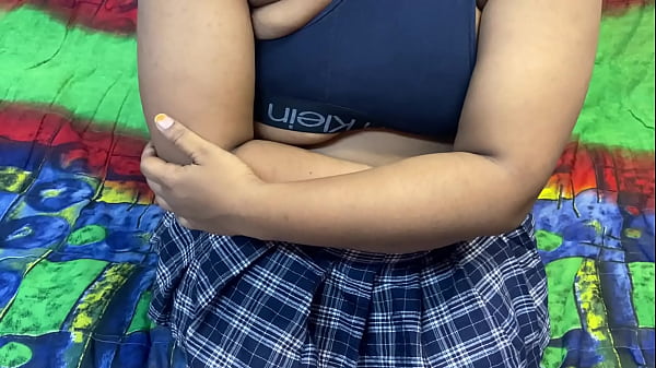 Anak Tiri Manis Digodain Bokap Tiri, Video Mms Viral Bikin Panas