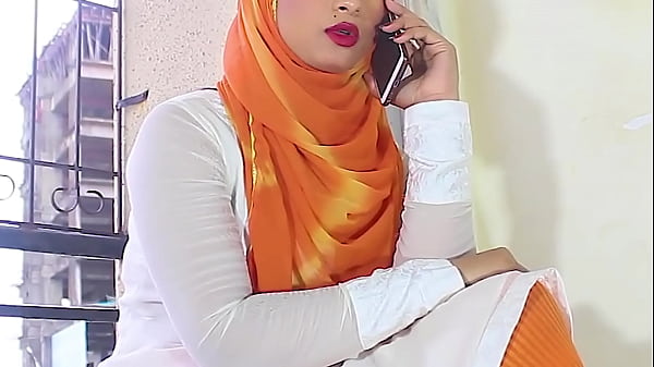 Salma Si Cewek Muslimah Ngewe Temen Pake Audio Hindi Mesum
