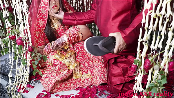 Malam Pertama Pernikahan Ala India Yang Bikin Makin Pengen, Versi Hot Dan Nakal.