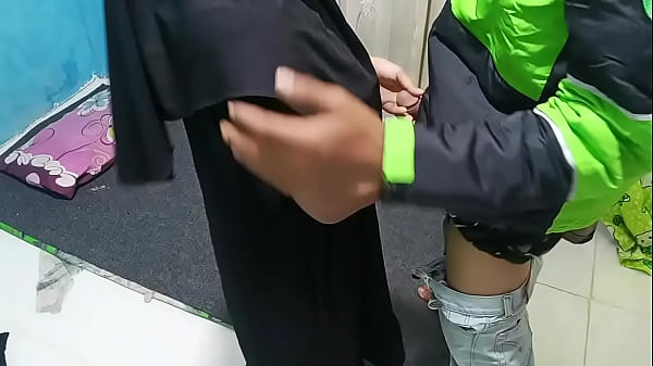 Prank Suruh Ojol Kenceng, Malah Bikin Ngaceng