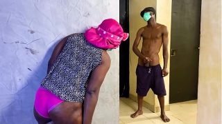 Pertarungan Ngentot Panas Antara Si Ebony Seksi Dan Kakak Tirinya