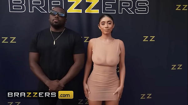 Brzers – Violet Myers Nampolin Lobang Bontot Ke Paparazi