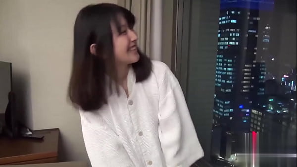 Mau Digoyang Gak? Cewek Asia 45 Tahun, Udah Kering Tapi Haus Banget.