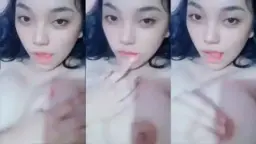 Laras Bali Viral 71, Goyang Hot Bikin Muncrat
