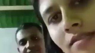 Malam Pertama Pasangan India Yang Panas Dan Penuh Gairah