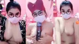 Sheila Pamer Tubuh Bugil Bikin Muncrat
