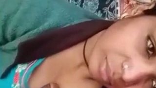 Video Truk India, Aksi Panas Sopir Di Dalam Kabin