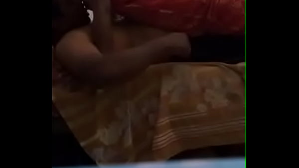Desi Istri Lagi Nungging Di Atas, Minta Digenjot