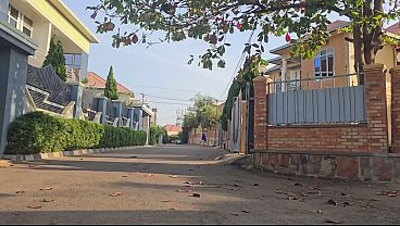 Astaga, Mama Arab Ngebokep Di Luar Rumah Deket Jalan Sampai Basah