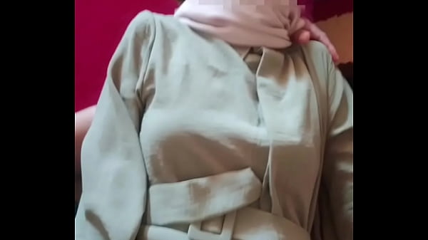 Saudari Tiri Pakai Hijab Digenjot Habis-habisan Pas Momen Lebaran