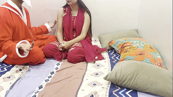 Tahun Baru 2026 Video Bokep Paling Hot Dengan Dirty Talk Peran Bahasa Hindi, Saarabhabhi Seksi Dan Bergairah Sama Santa, Bikin Crot Terus