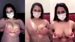 Zara Montok Susu Gede Bikin Ngiler, Pantat Besar Getar-gentar Pas Twerk Bikin Sangkak.